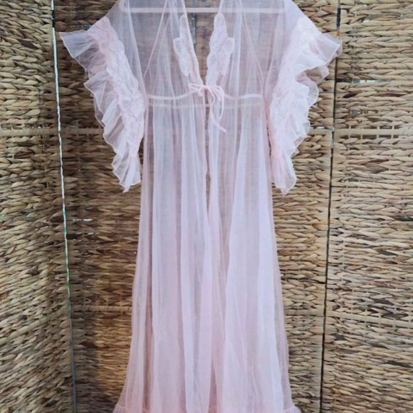 Vintage Other - Vintage robe / peignoir by Cahill Lingerie from Montreal